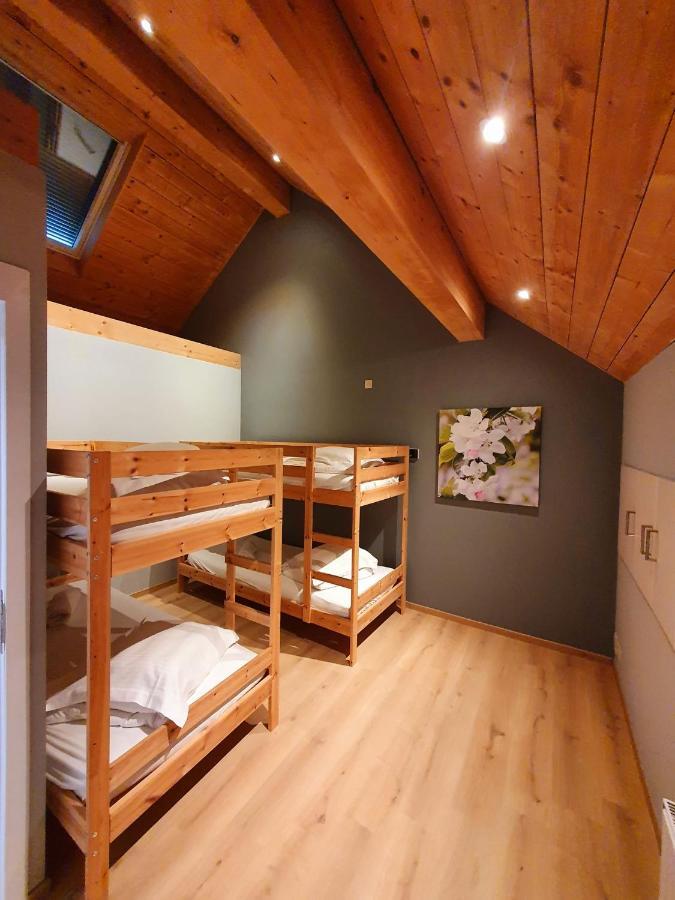 Gite Li School Custinne Экстерьер фото