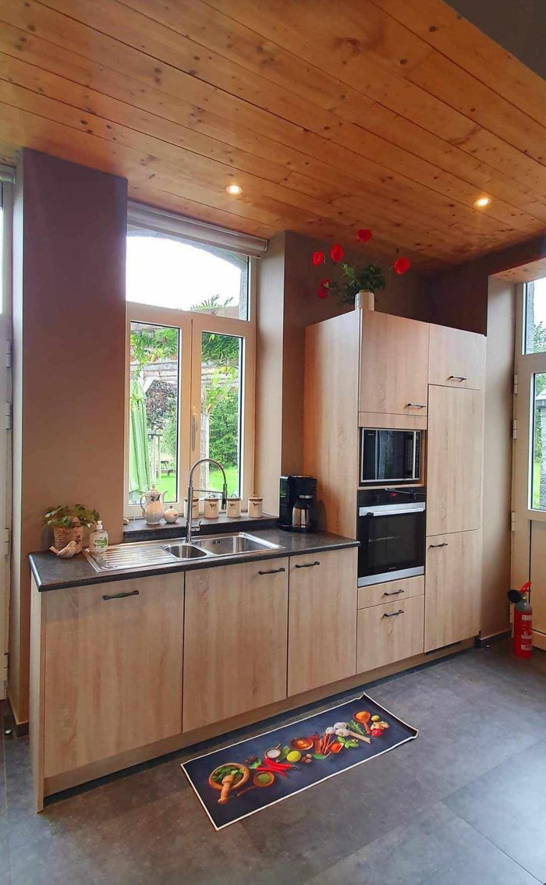 Gite Li School Custinne Экстерьер фото